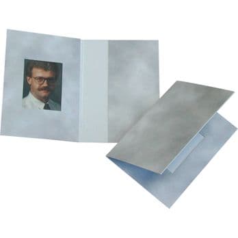 Foto: 1x100 Daiber Passbildmappen Wolkendesign grau 31x42 mm