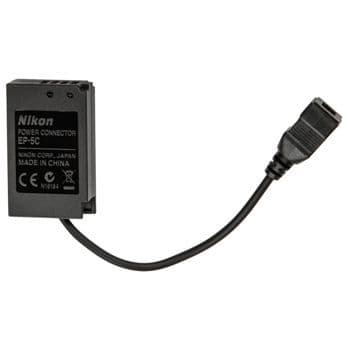 Foto: Nikon EP-5C Netzadapteranschluss