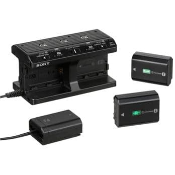 Foto: Sony NPA-MQZ1K Mehrfach Akku Adaptersatz